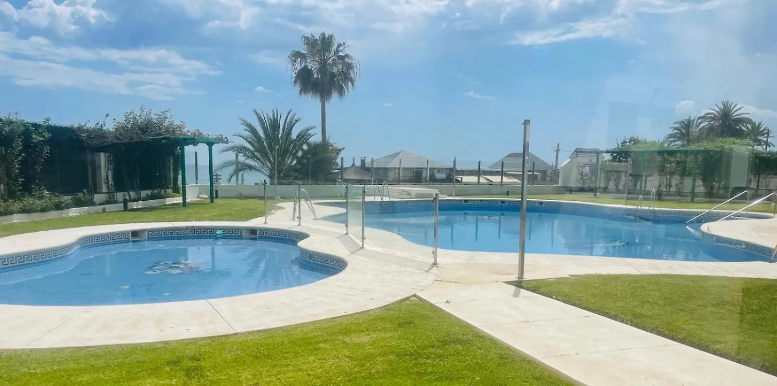 Piso En Primera Linea De Playa Marbella Apartment